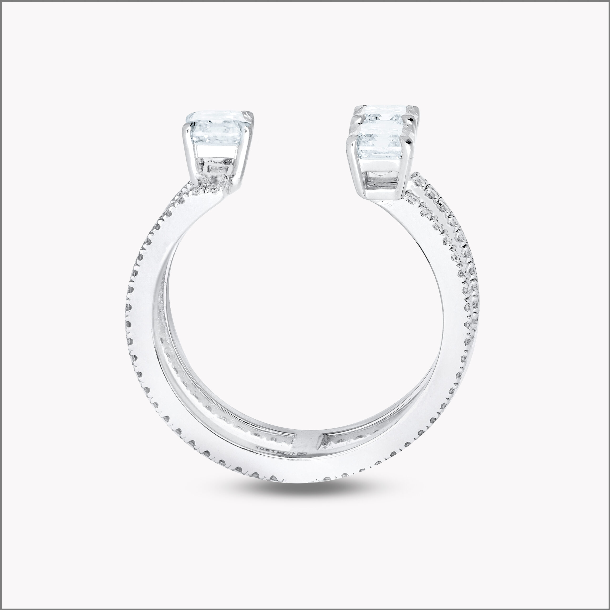 Cuff Ring with Emerald-Cut Diamonds 0.50ct each